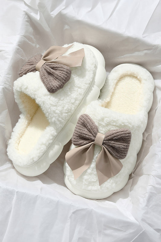 White Contrast Bowknot Applique Plush Winter Slippers (Colors May Differ by Batch)
